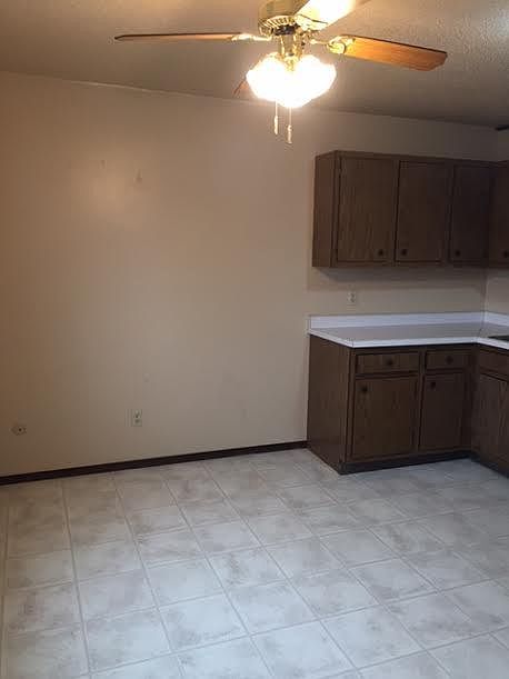 2nd image of 2206 W Madison St APT 209