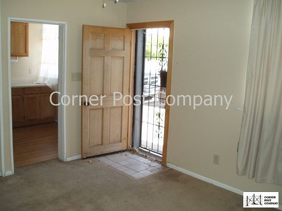 3rd image of 402 Tijeras Ave NE