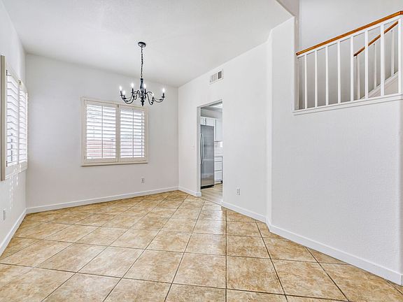 5th image of 8604 Magnolia Ridge Ave
