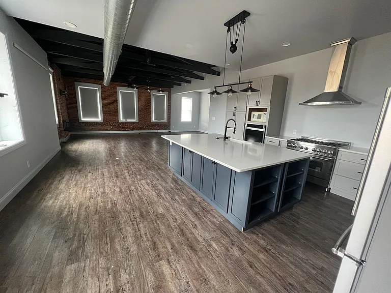 200 S Main St #2F — Photo 27