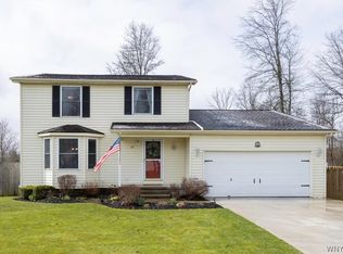 52 Sherwood Ct, North Tonawanda, NY 14120