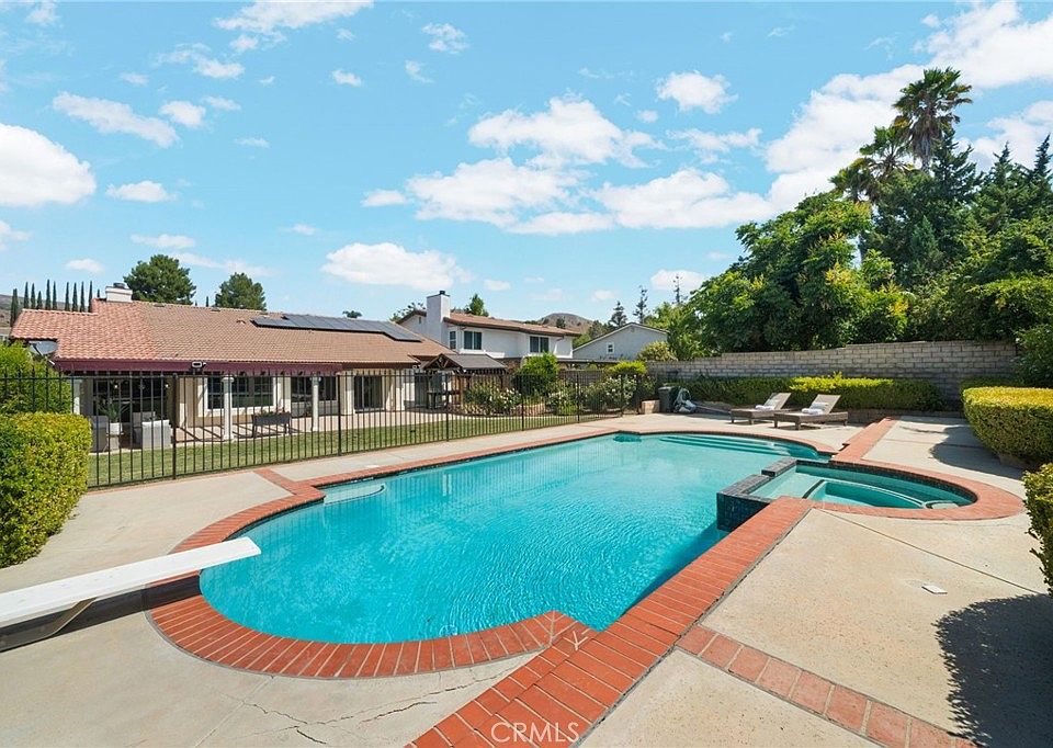 1st image of 26920 Garret Dr