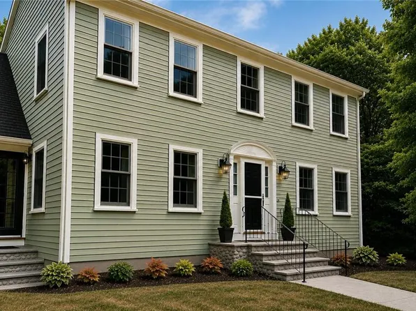 604 W Reach Dr, Jamestown, RI 02835