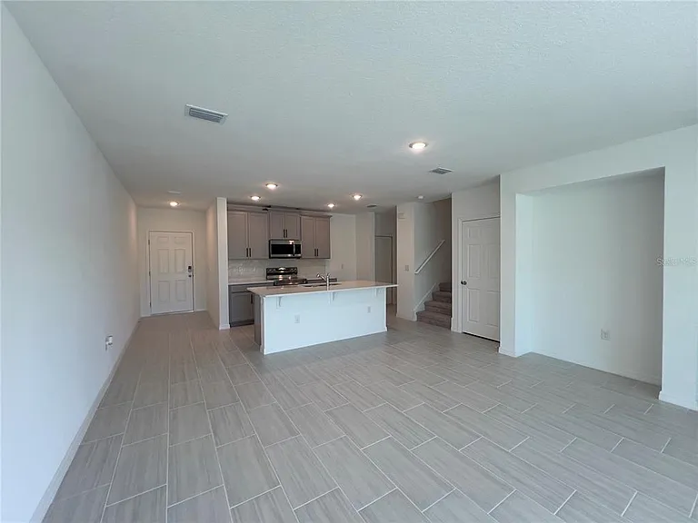 490 Thompson Village Ave — Photo 8