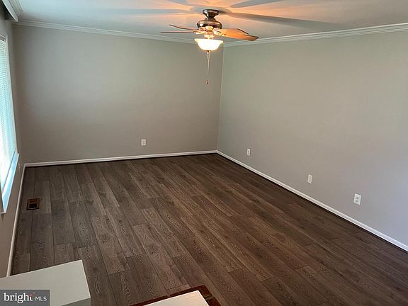 4th image of 6476 Lancaster Dr