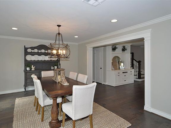 5th image of 14223 Chadbourne Dr