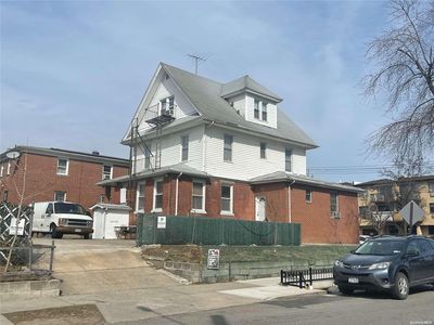 42-58 159th Street, Flushing, NY, 11358