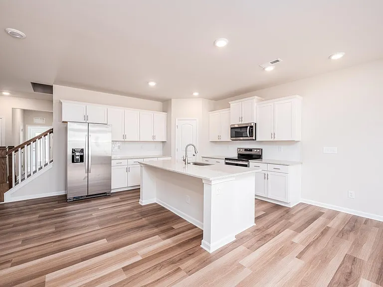 310 Planters Pl — Photo 4