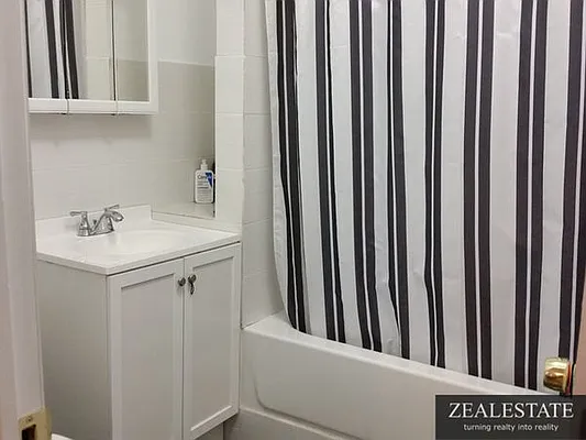 Rented by ZealEstate Group Inc | media 29