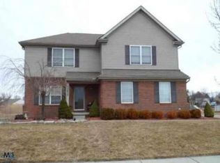 35827 Cranbrook Ct, New Baltimore, MI 48047