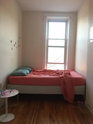 Rented by EXR | media 4