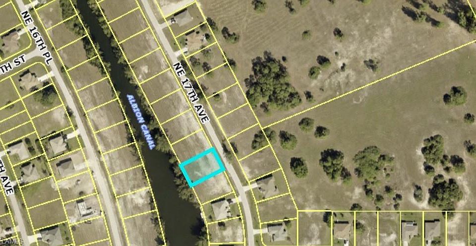2nd image of 3834 NE 17th Ave