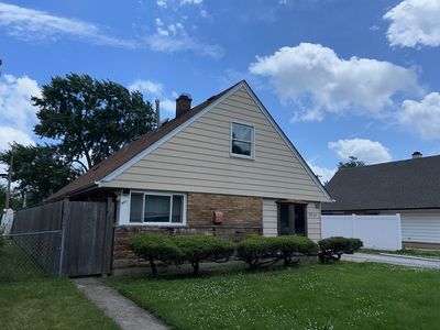 17111 Oakwood Ave, Lansing, IL, 60438