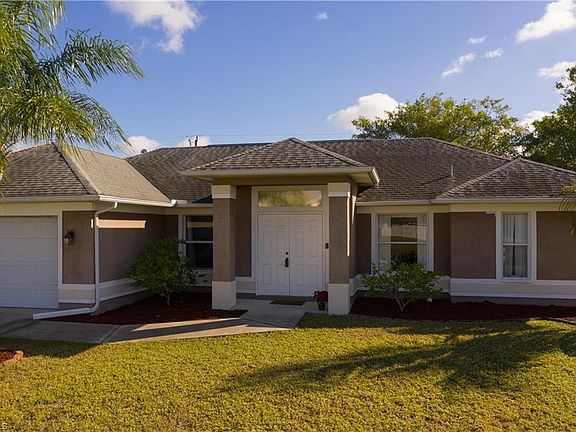 2nd image of 3225 SW 11th Pl