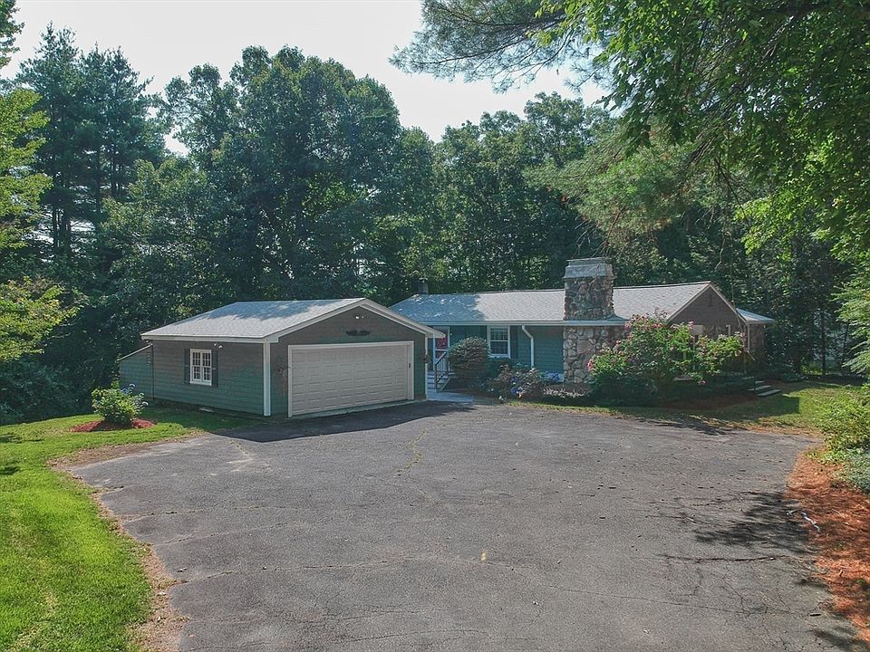 1st image of 360 Wood St