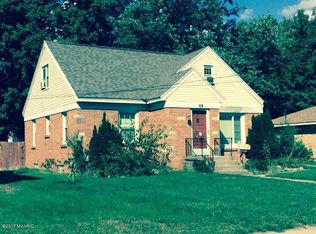49 Ridgewood St SE, Kentwood, MI 49548