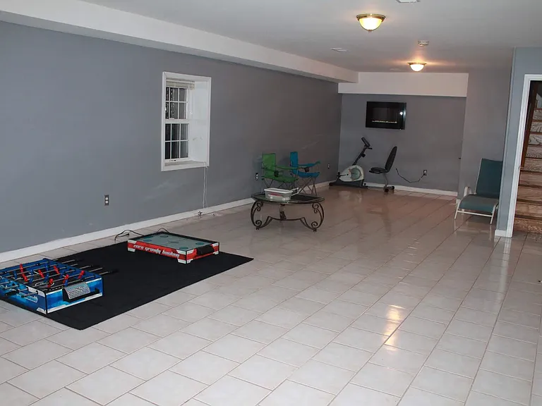459 Liberty Ave — Photo 4