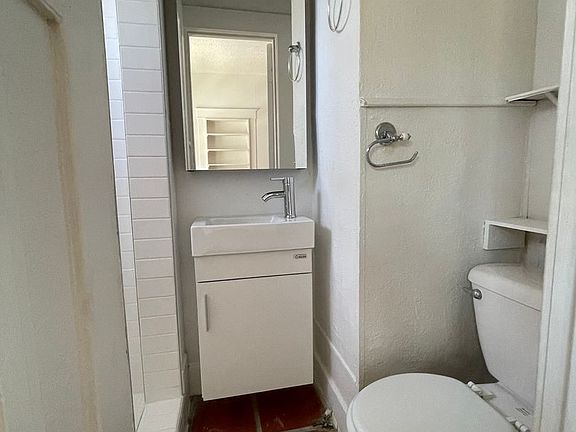 5th image of 2514 Pearl St APT D
