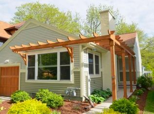 2742 Chamberlain Ave, Madison, WI 53705