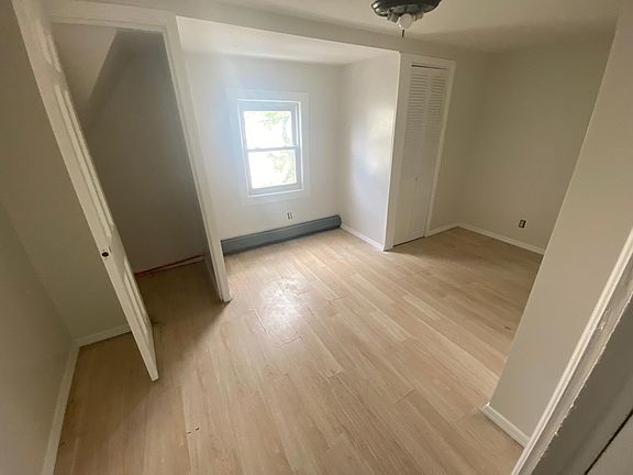 4th image of 593 Sanford Ave Floor 3