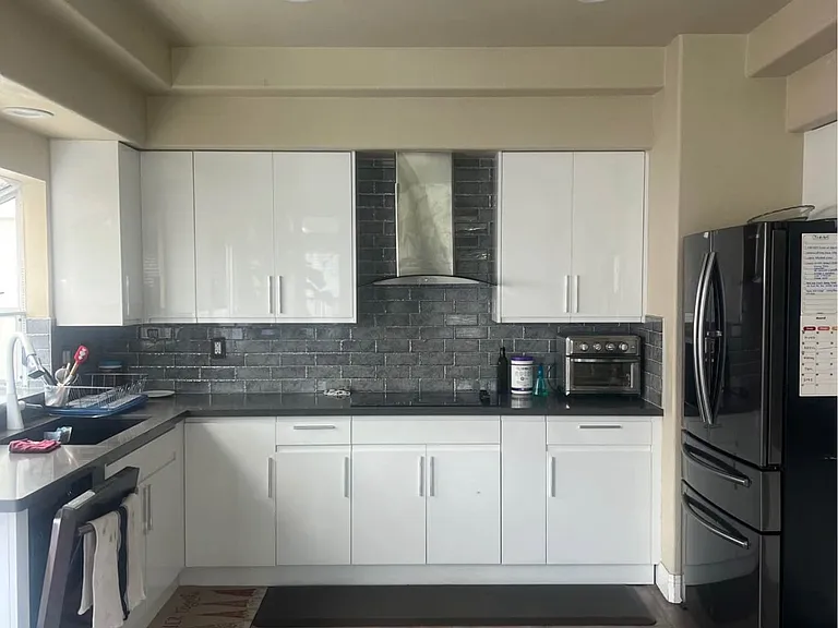 15909 Bayberry Ln — Photo 4