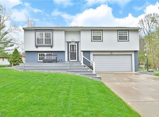 7690 Castle Rock Dr NE, Warren, OH