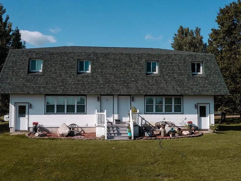 N3639 Grahl Dr #B — Photo 10