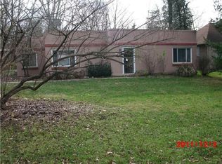 1113 McKelvey Rd, Cincinnati, OH 45231