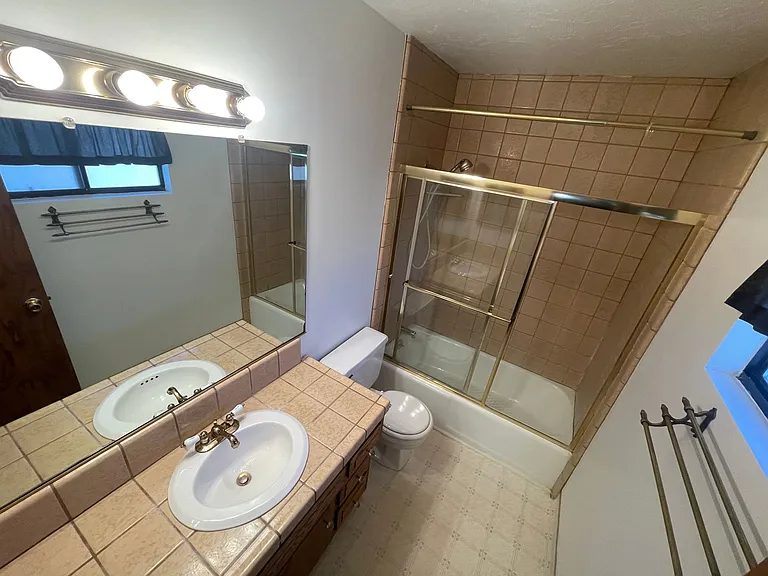539 Highland Rd #A — Photo 21