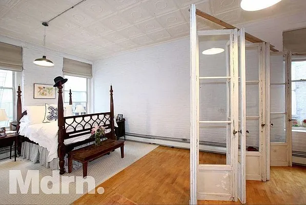 Rented by Mdrn Residential | media 12