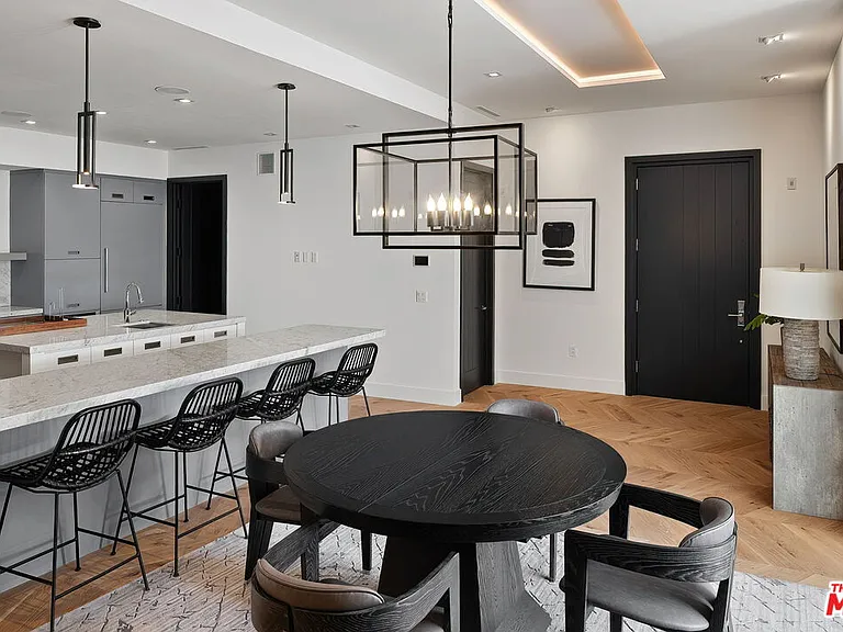 17351 Sunset Blvd #402A — Photo 4