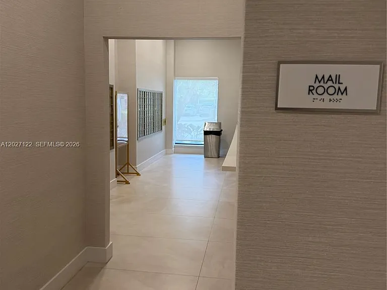3640 Yacht Club Dr #805 — Photo 27