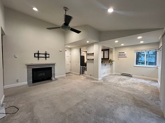 3rd image of 2507 Jubilee Ln