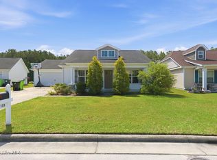 113 Craftsman Dr, New Bern, NC 28562