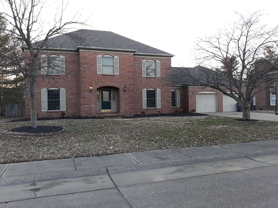1st image of 517 Sandalwood Dr