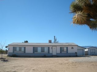 7859 Goss Rd, Phelan, CA 92371