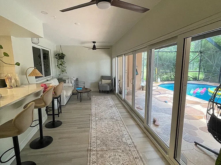 8948 SW 53rd St — Photo 3