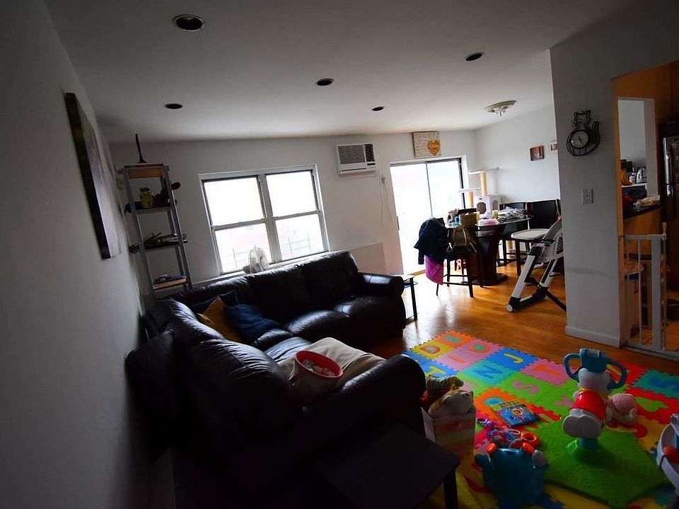 1st image of 20-34 47th St #1