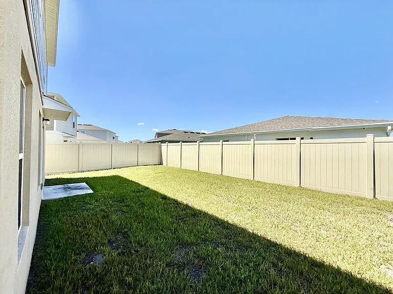 2068 Kentucky Rd — Photo 80