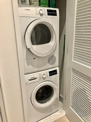 Rented by DelShah Capital LLC | media 54