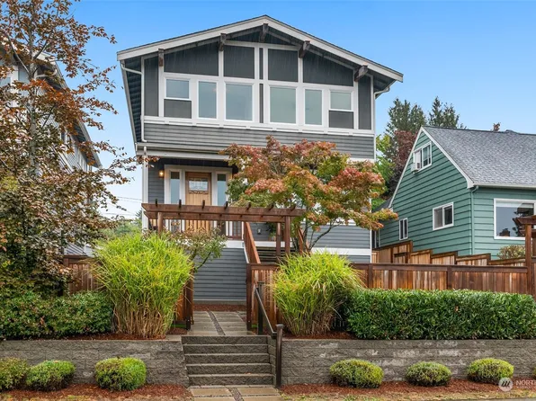 2710 45th Avenue SW, Seattle, WA 98116