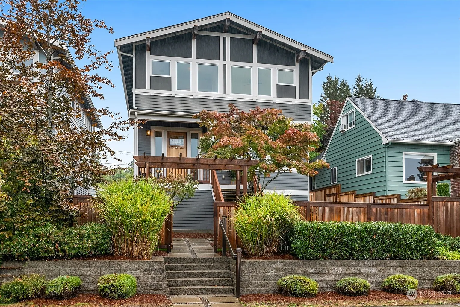2710 45th Avenue SW photo 1