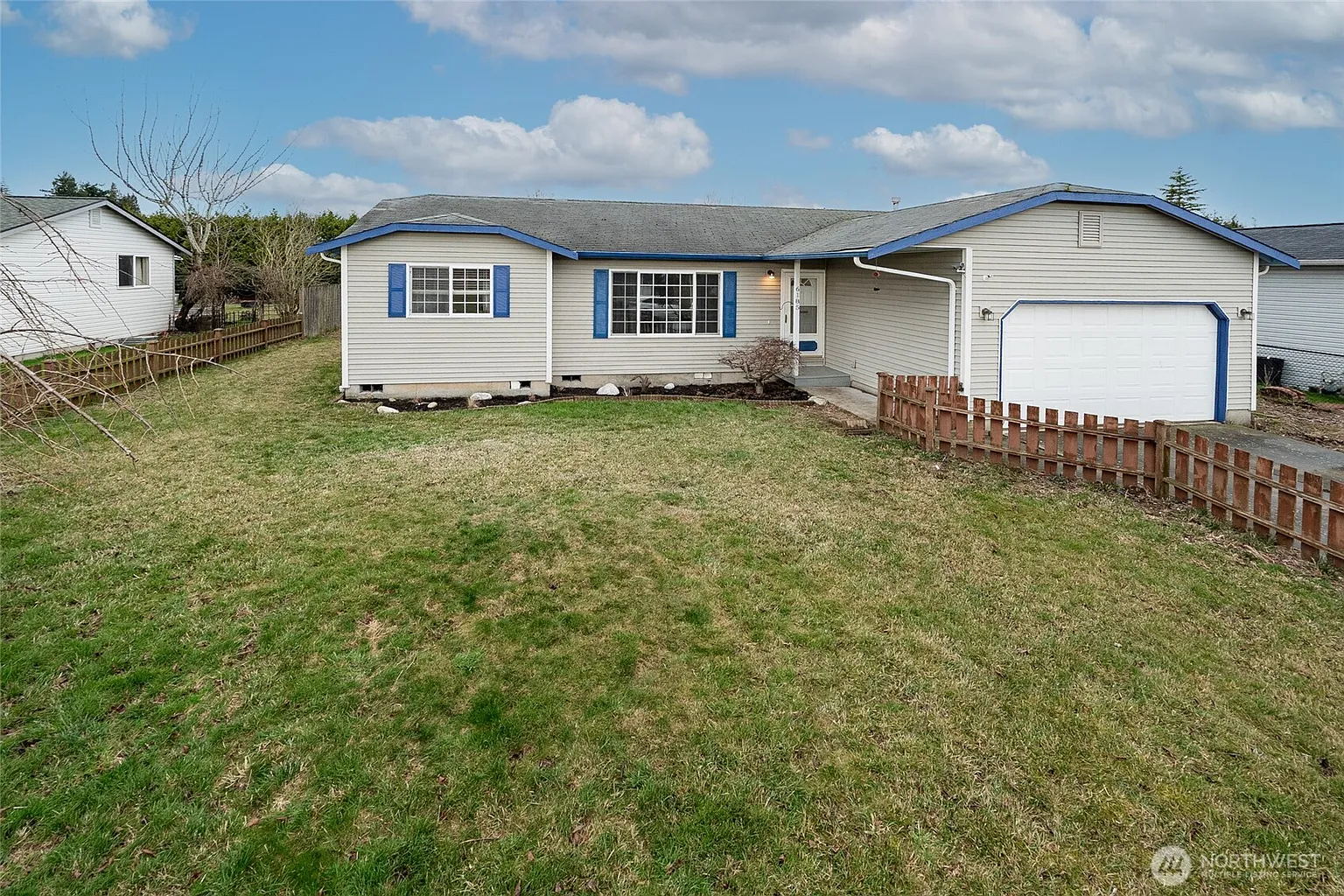 6185 Pacific Heights Drive photo 1