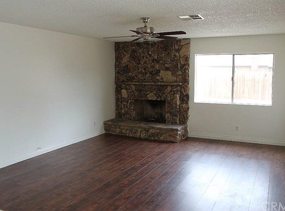 5th image of 40668 Mulberry Dr