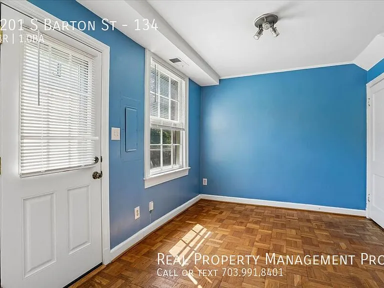 1201 S Barton St #134 — Photo 8