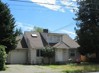1206 W Pioneer Ave, Puyallup, WA 98371
