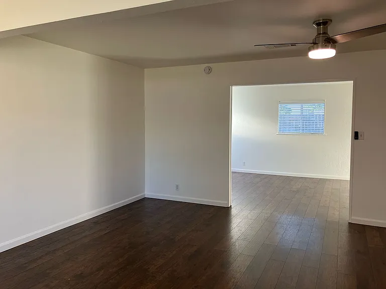 137 Lomita Ave — Photo 4