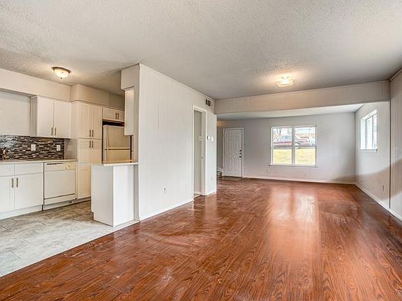 4th image of 8121 Ferguson Rd #8121