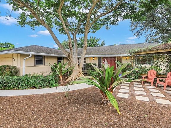 2nd image of 1359 Currier Cir