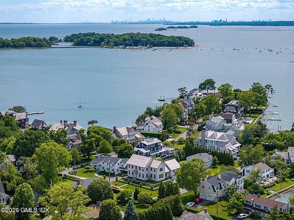 4th image of 25 Cove Rd